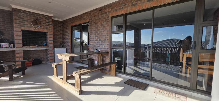 7 Bedroom Property for Sale in Dana Bay Western Cape